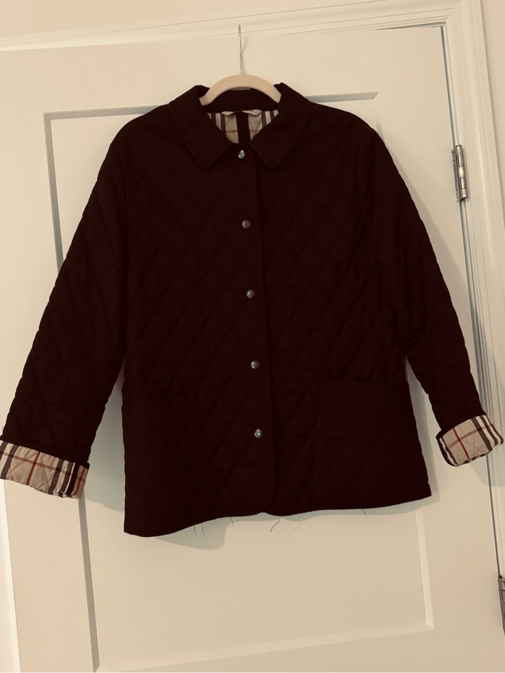Burberry quilted jacket in Women's size M in Great Condition - Picture 3 of 14
